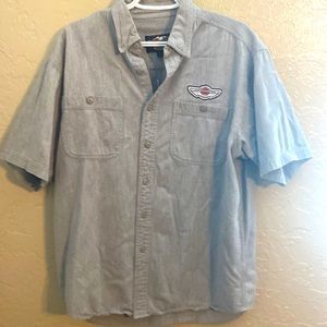 Rarely Worn Mens Harley Davidson Button Down Shirt Size Large.
